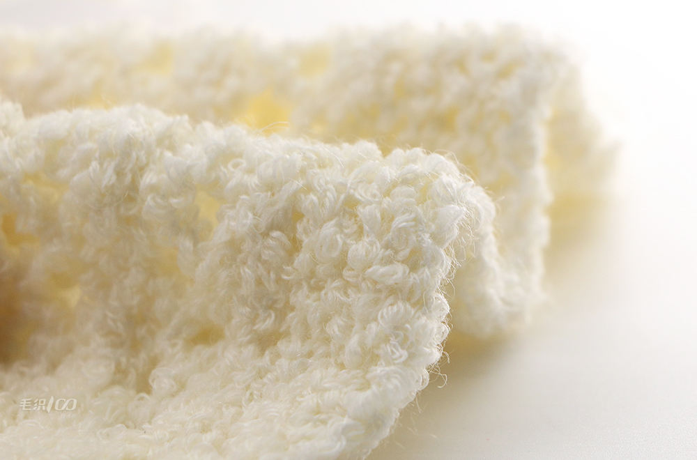 Acrylic blended yarn supplier, 1.8 Italian coil yarn wholesaler, Italian loop yarn supplier, Italian core yarn supplier